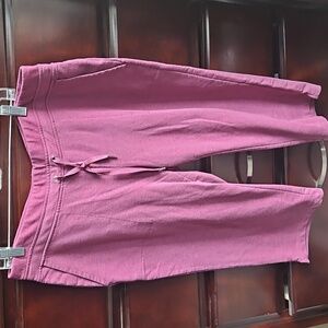 Eddie Bauer Capri Pants